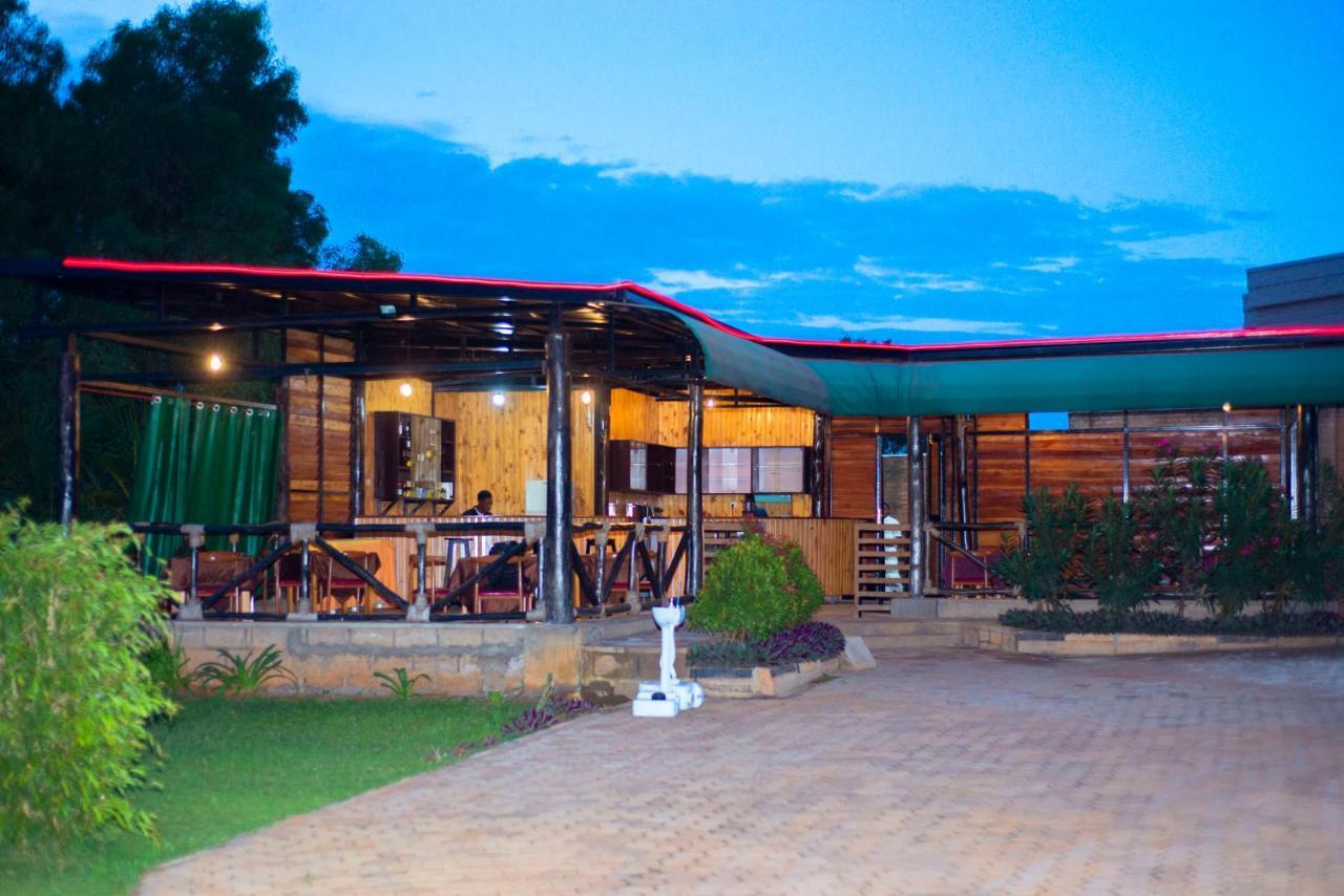 Quality Inn Hotel Kigali Buitenkant foto