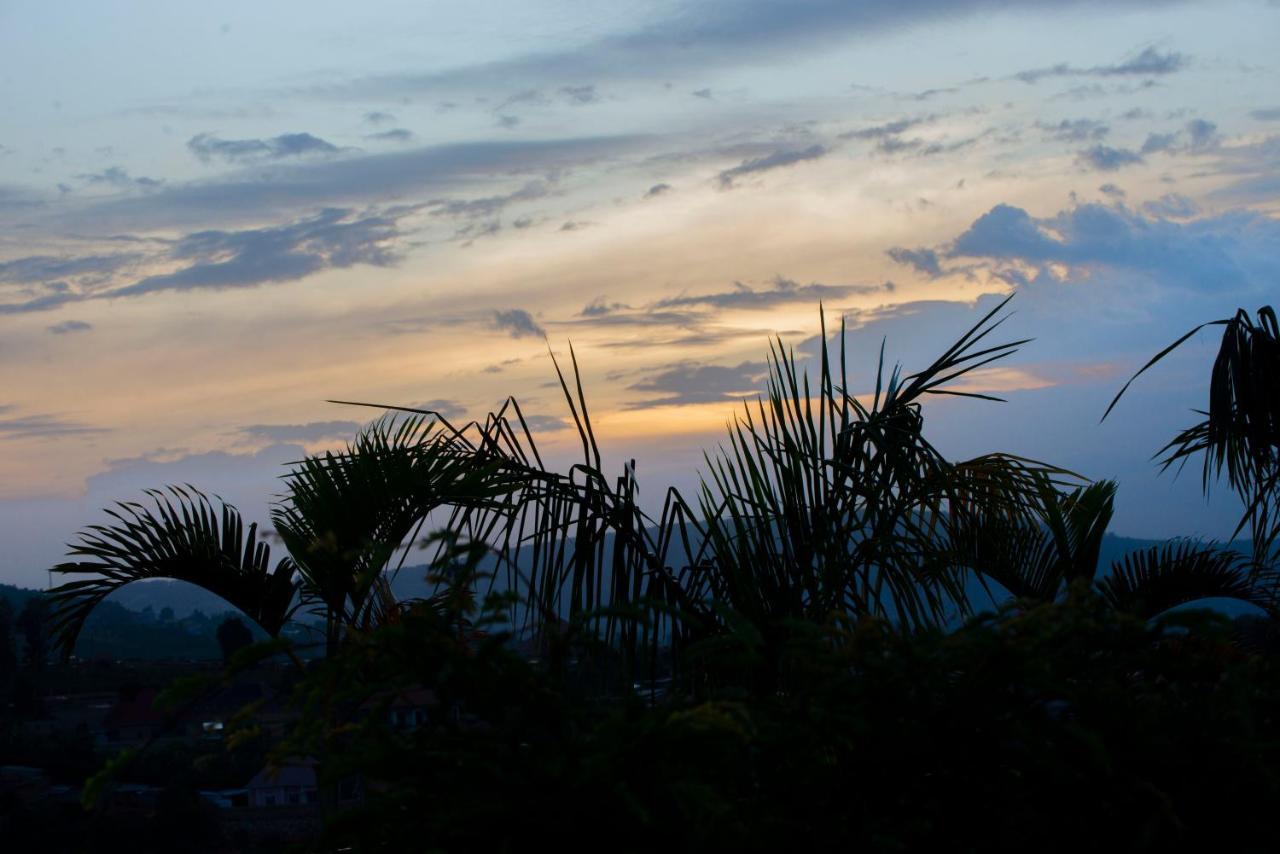 Quality Inn Hotel Kigali Buitenkant foto