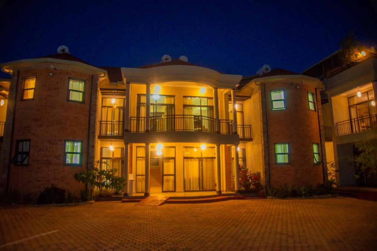 Quality Inn Hotel Kigali Buitenkant foto