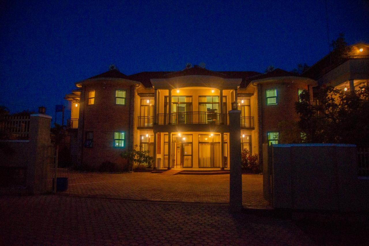 Quality Inn Hotel Kigali Buitenkant foto